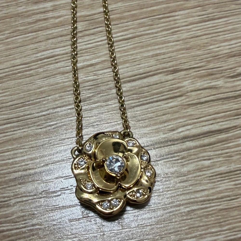 Kate Spade Women’s Elegant Gold Rose Flower Pendant Necklace with Rhinestones